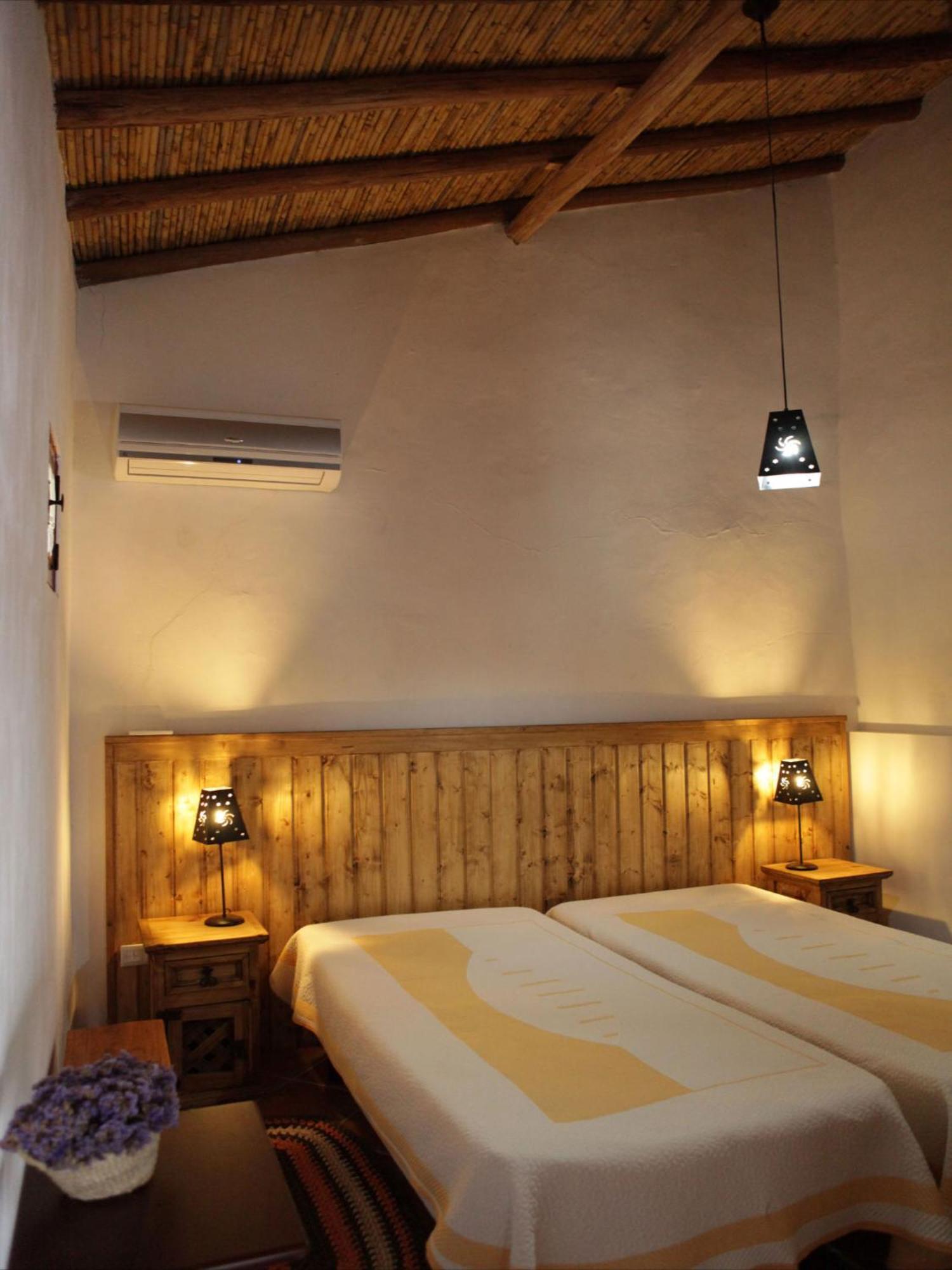 Casas Do Palheiro Velho Guest House Кастро Марим Екстериор снимка
